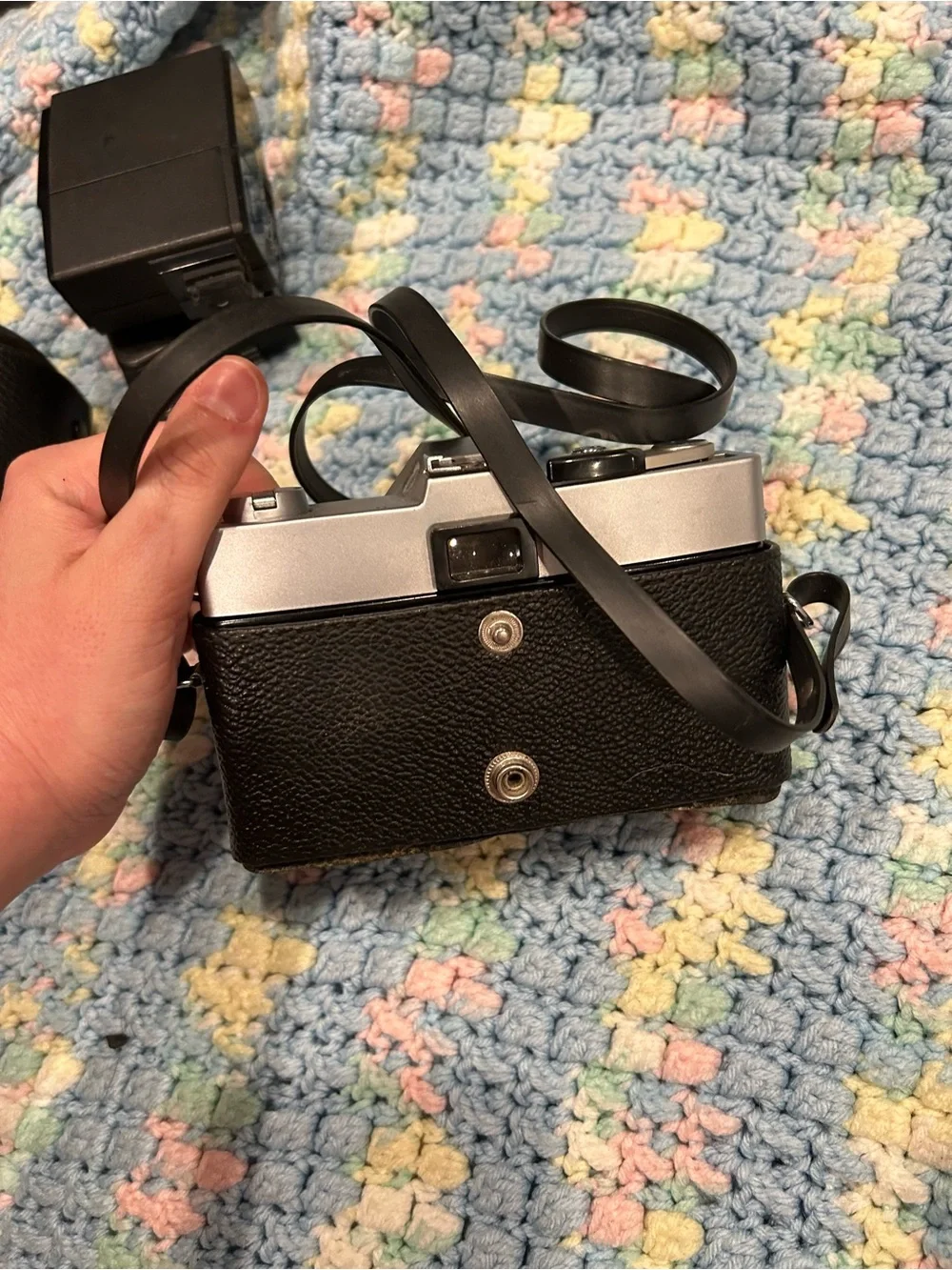 528TL 35mm Camera with Extra Lenses & Flashes - Black/Silver